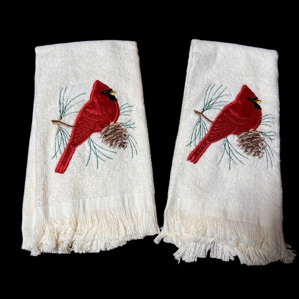 Vintage See Of 2 Red Cardinal Fingertip Towels Bathroom Decor Loved One Near